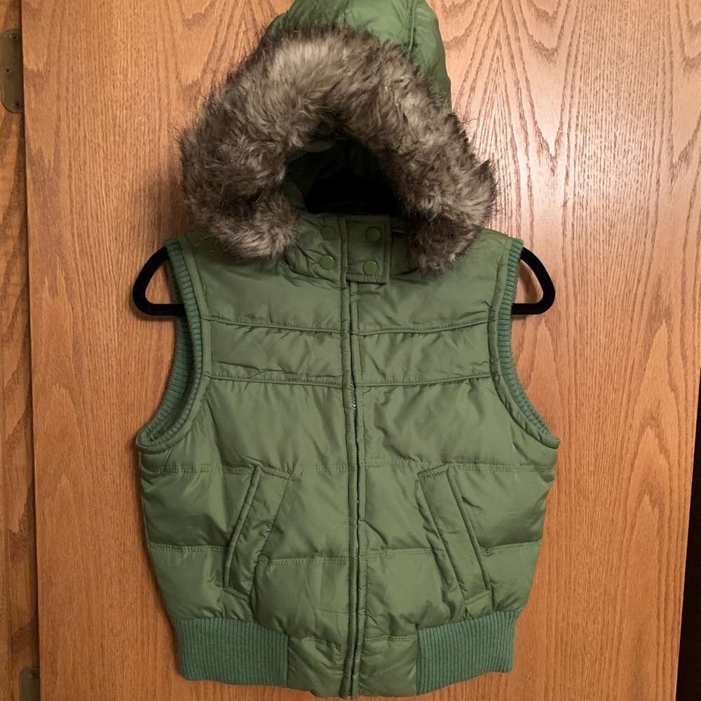 Aeropostale puffer fur hood vest
